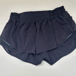 lululemon athletica Black Women's Shorts 2.5